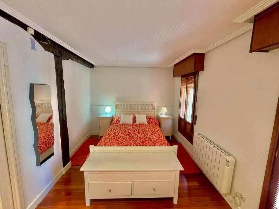 Andra Mari Etxea Apartamento En Parte Antigua Bermeo Eksteriør billede