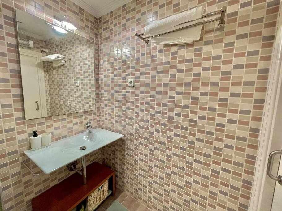 Andra Mari Etxea Apartamento En Parte Antigua Bermeo Eksteriør billede